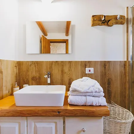Villa White Stone - Luxury With Swimming Pool