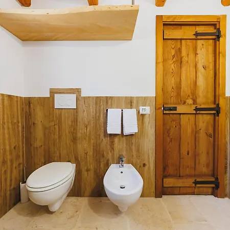 White Stone - Luxury With Swimming Pool Villa